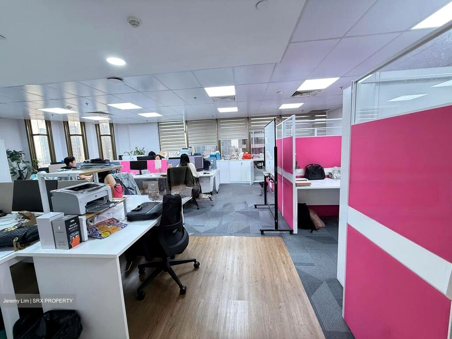 Peninsula Shopping Complex (D6), Office #484092581